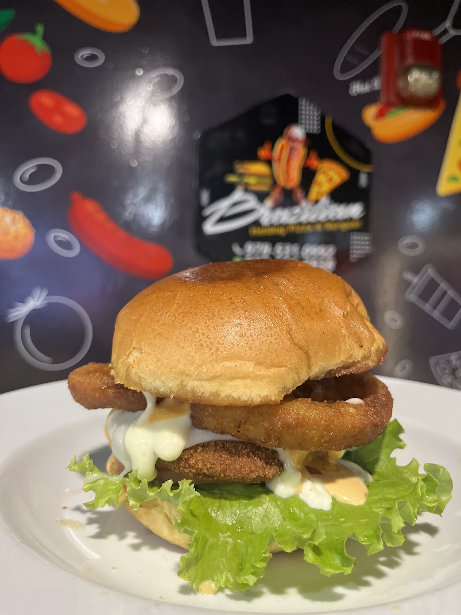 Brazilian Hotdog Pizza & Burger Photos 2